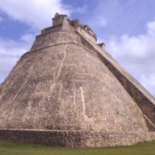 La Piramide dell'Indovino